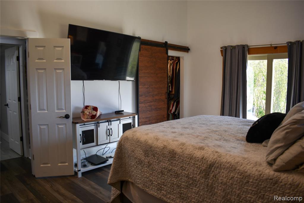 4380 Dale Drive, Highland, MI — Photo 17