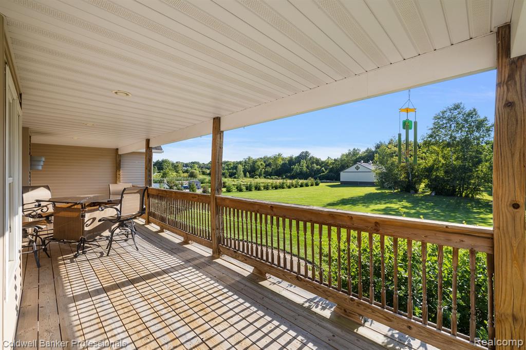 6099 SIMMONS Trail, North Branch, MI 48461 — Photo 7