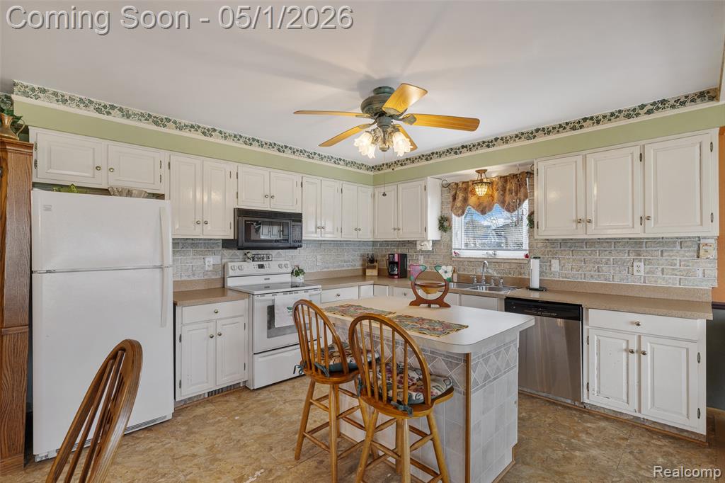 7244 Cardinal Road, Algonac, MI 48001 — Photo 15