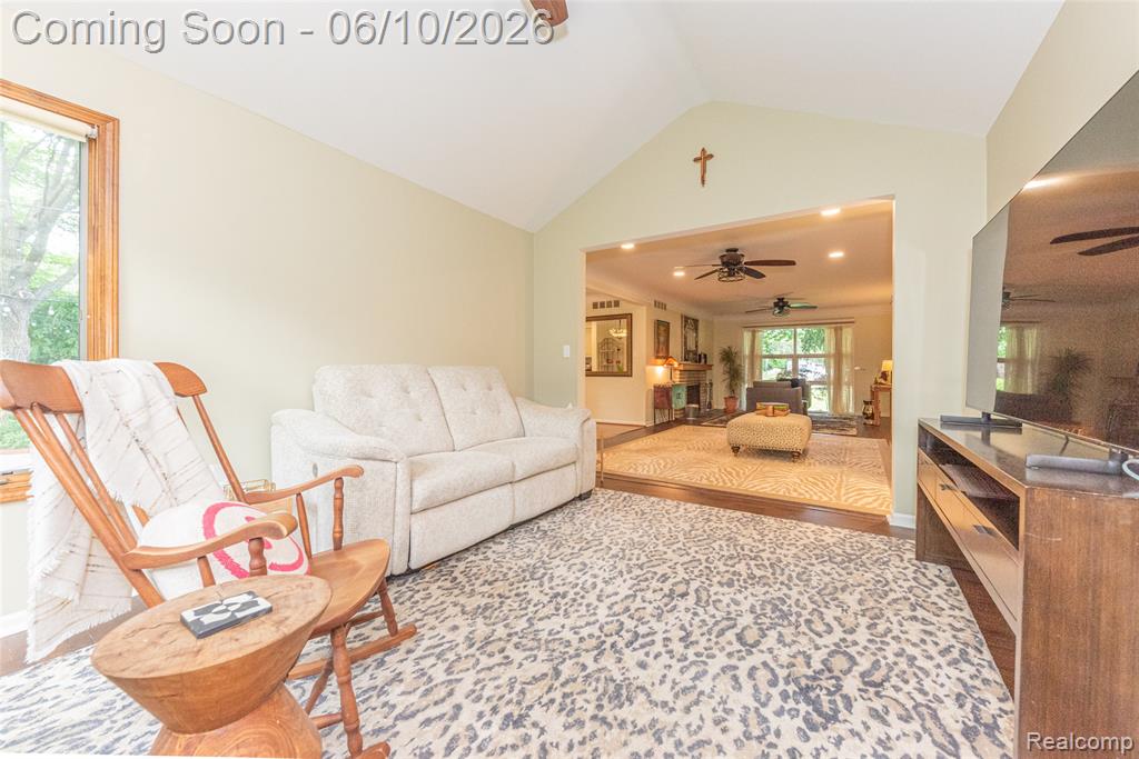 3887 Stonecrest Road, West Bloomfield, MI — Photo 33
