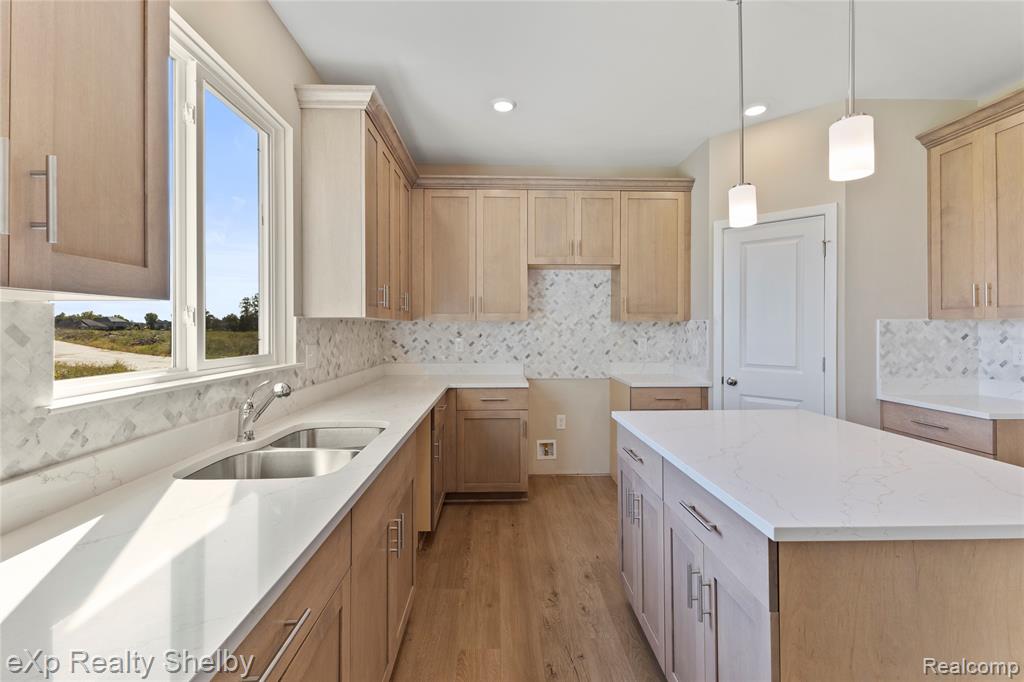 52201 Wellington Valley Drive, Macomb, MI 48042 — Photo 13