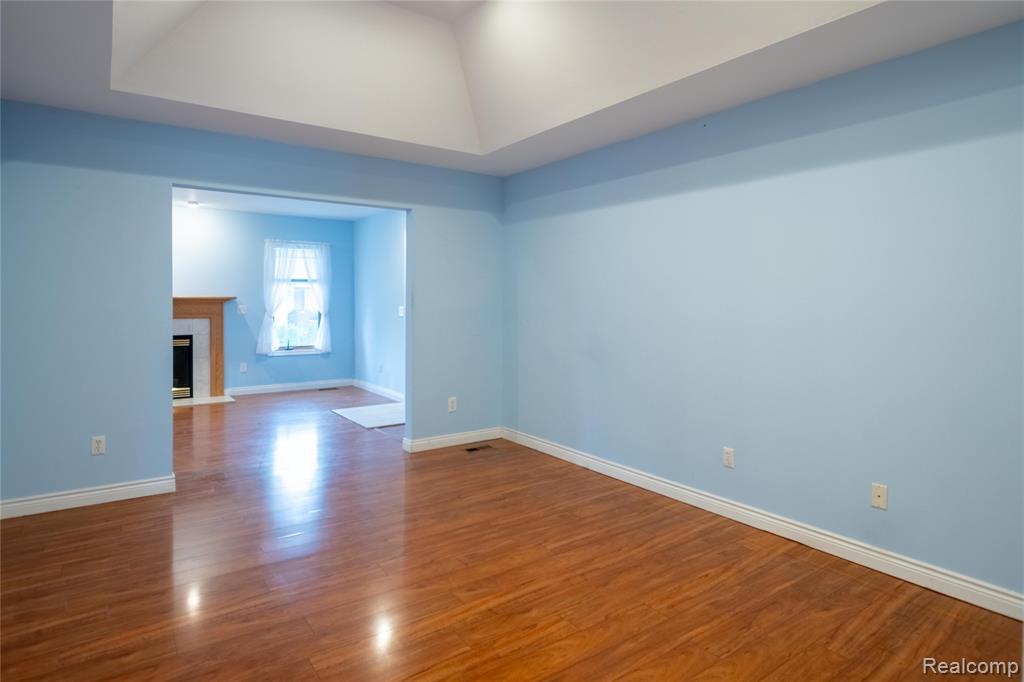 54676 Carnation Drive, Macomb, MI 48042 — Photo 28