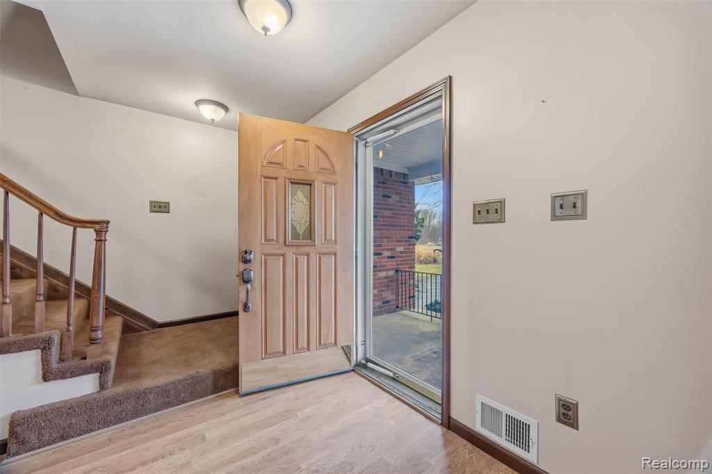 21650 Telegraph Road, Romulus, MI 48174 — Photo 20