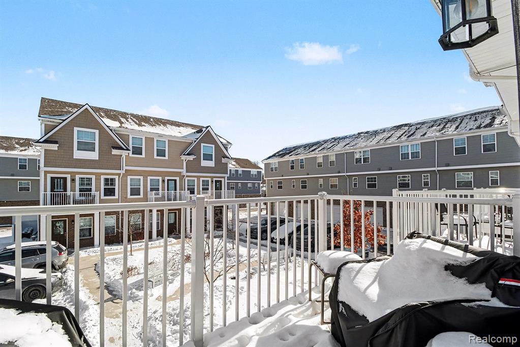350 Jeff Keeton Drive, Hazel Park, MI 48030 — Photo 15