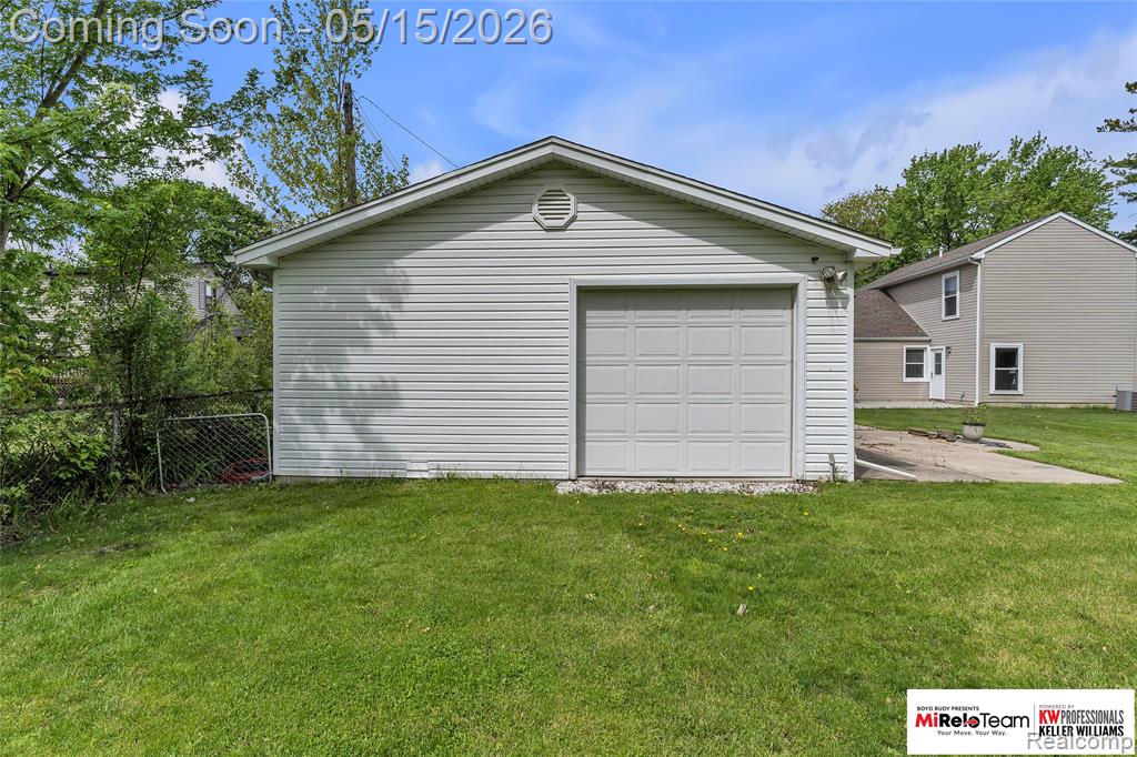 16245 Helen Street, Southgate, MI 48195 — Photo 40
