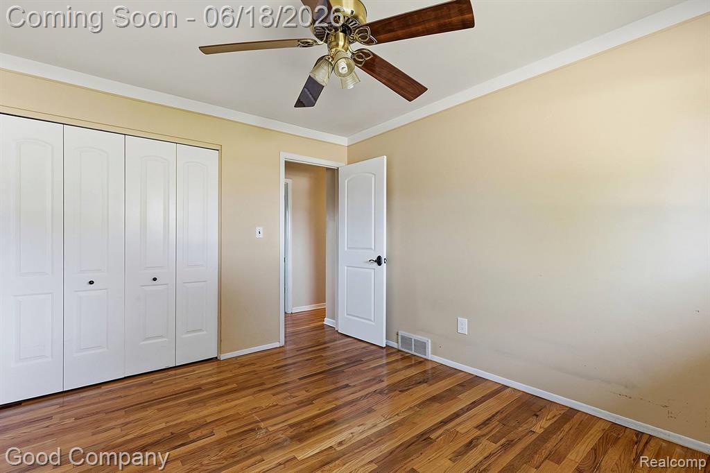 8246 Independence Drive, Sterling Heights, MI 48313 — Photo 12