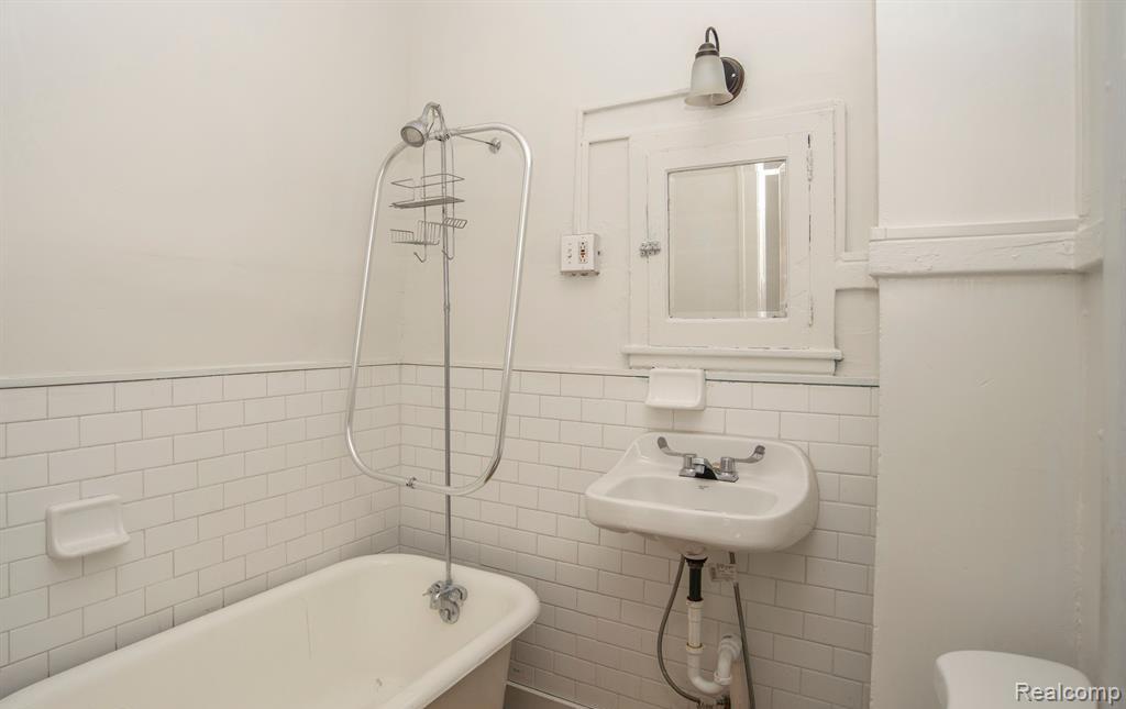 1565 W Grand Boulevard, Detroit, MI 48208 — Photo 14