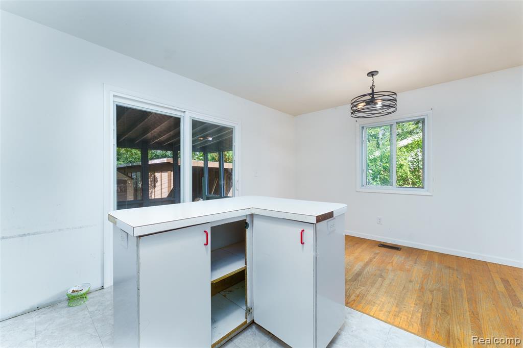 1115 Western Drive, Ann Arbor, MI 48103 — Photo 13