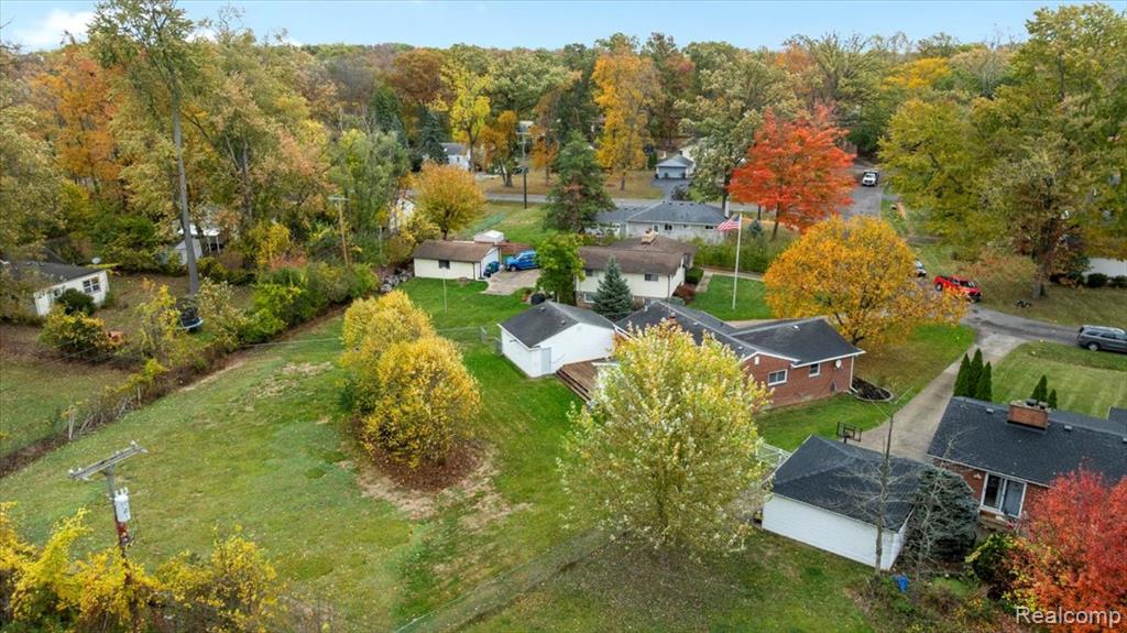 25146 Dallas Drive, Grosse Ile, MI 48138 — Photo 37