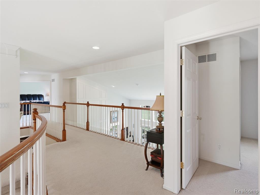5631 Skye Court, Rochester, MI 48306 — Photo 36