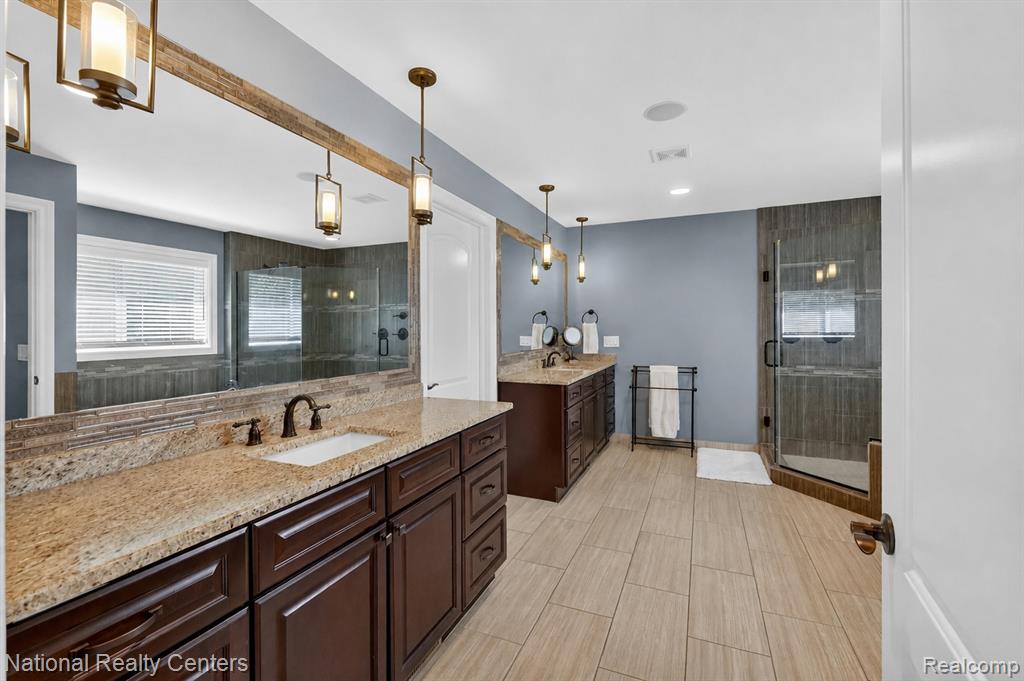 58160 International Drive, South Lyon, MI 48178 — Photo 37