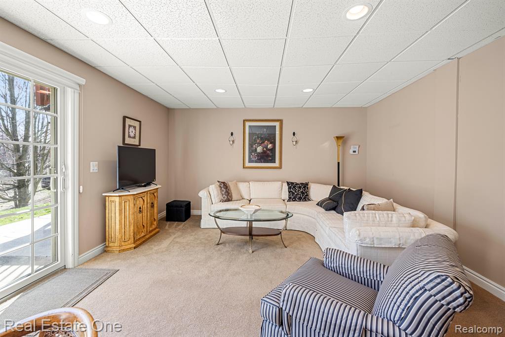 565 ANDOVER Court, Rochester Hills, MI 48306 — Photo 26