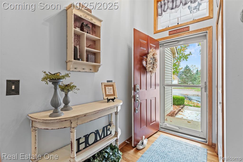 5580 Elmhurst Drive, Trenton, MI 48183 — Photo 5