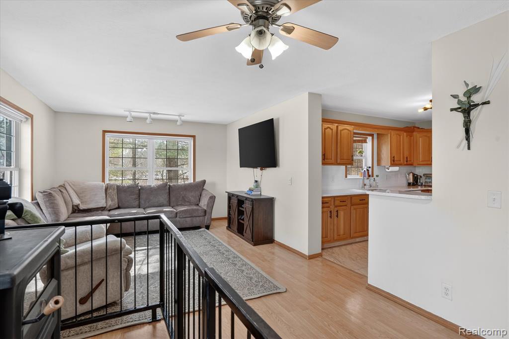 22092 Clear Lake Road, Battle Creek, MI 49014 — Photo 5