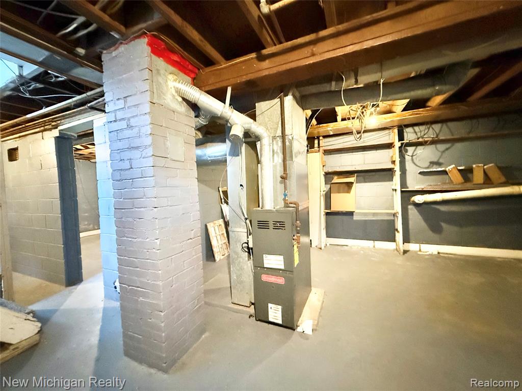 823 W Silver Lake Road, Fenton, MI 48430 — Photo 19