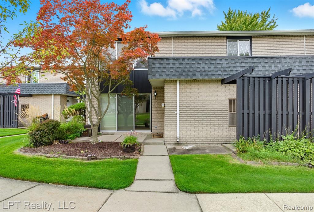 8715 Kennedy Circle, 1, Warren, MI 48093 — front exterior