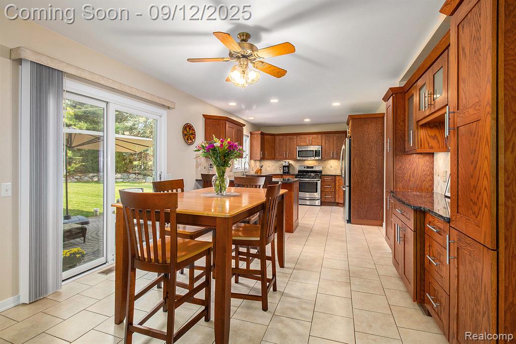 1980 Lochinvar Boulevard, Oakland, MI — Photo 12