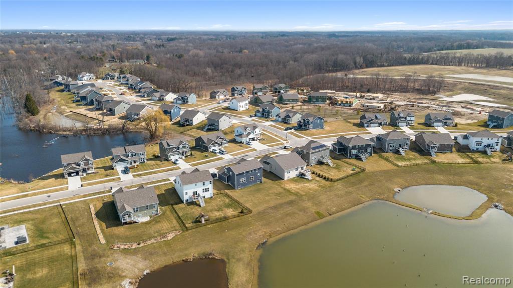2056 Gambrel Lane, Howell, MI 48843 — Photo 3