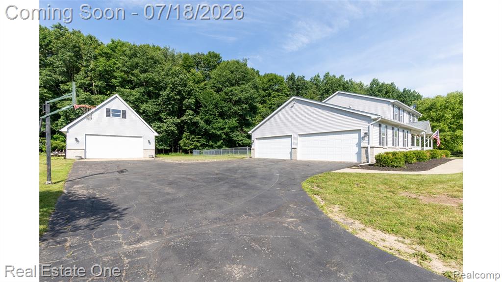 5155 Spruceview Lane, Fowlerville, MI 48836 — Photo 8