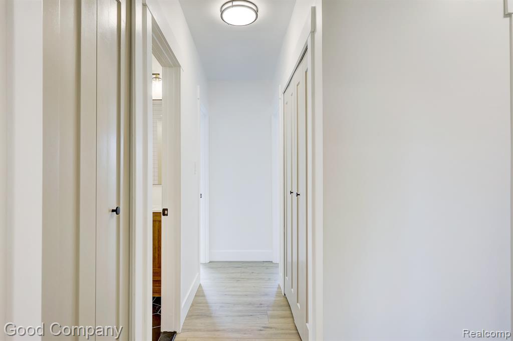 24250 Majestic Street, Oak Park, MI 48237 — Photo 31