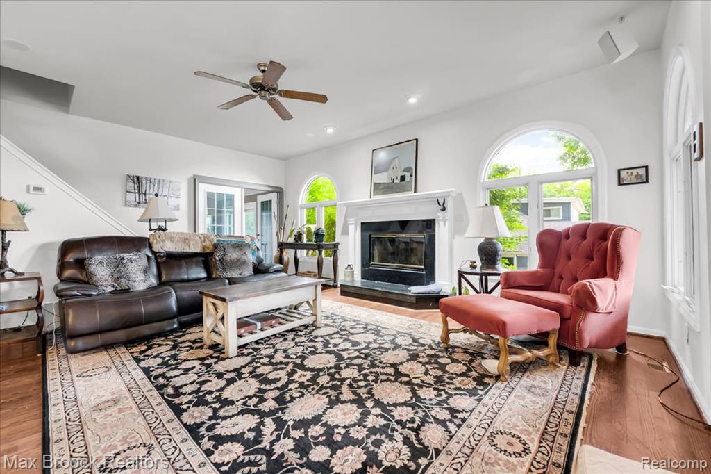 8230 Vandell Street, Commerce Twp, MI 48382 — Photo 10