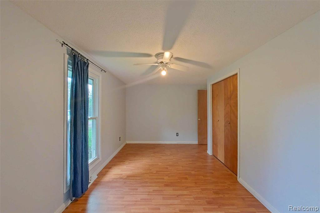 5920 CAMPBELL CORNERS Drive, Howell, MI 48855 — Photo 30