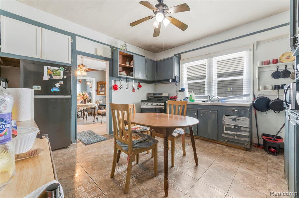 2991 Garland Street, Detroit, MI 48214 — Photo 10