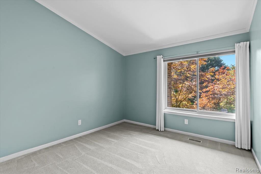 1737 S Hill Blvd Boulevard E, Bloomfield Hills, MI 48304 — Photo 24