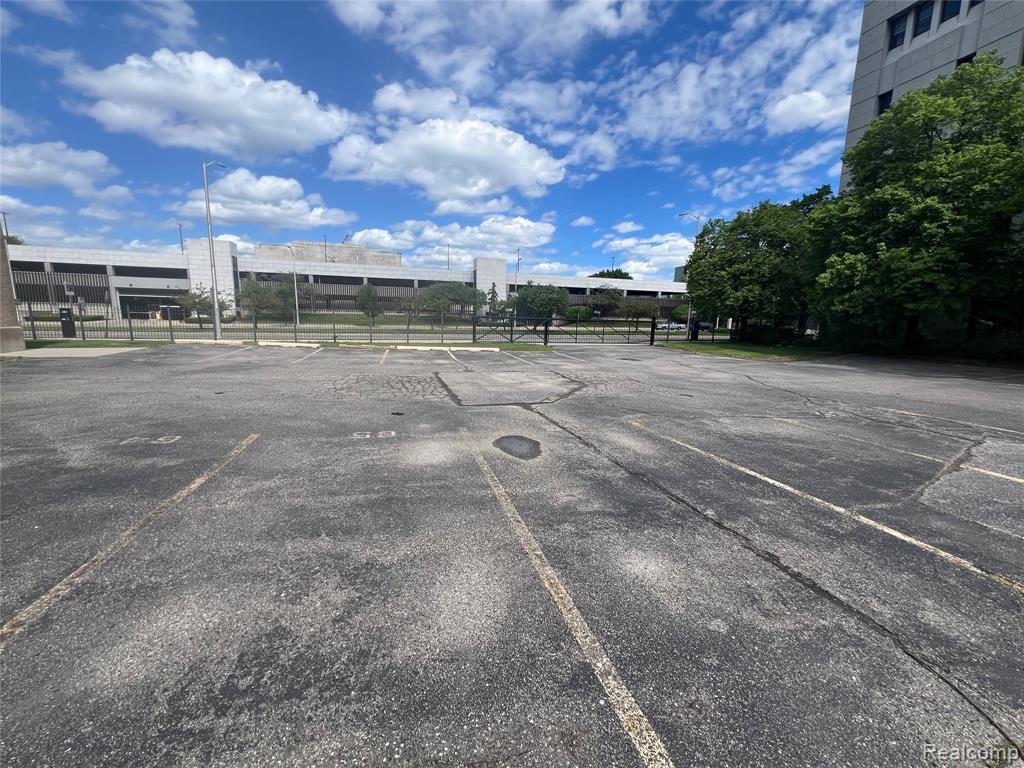 60 E. Warren Ave., Detroit, MI 48201 — Photo 45