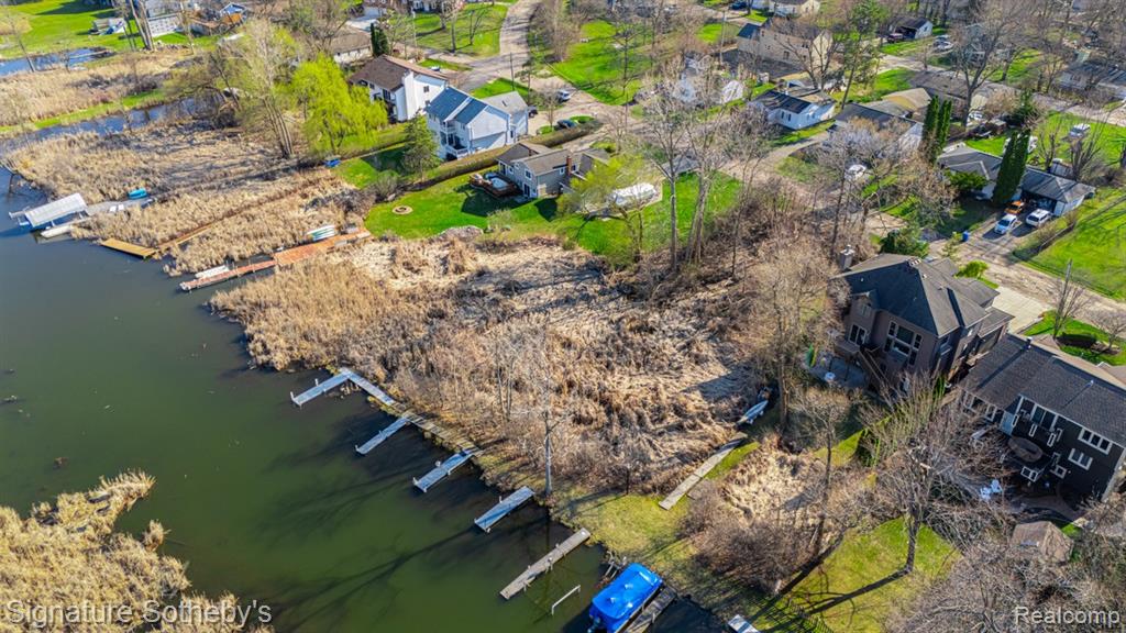 1105 Oregon Boulevard, Waterford, MI 48327 — Photo 12