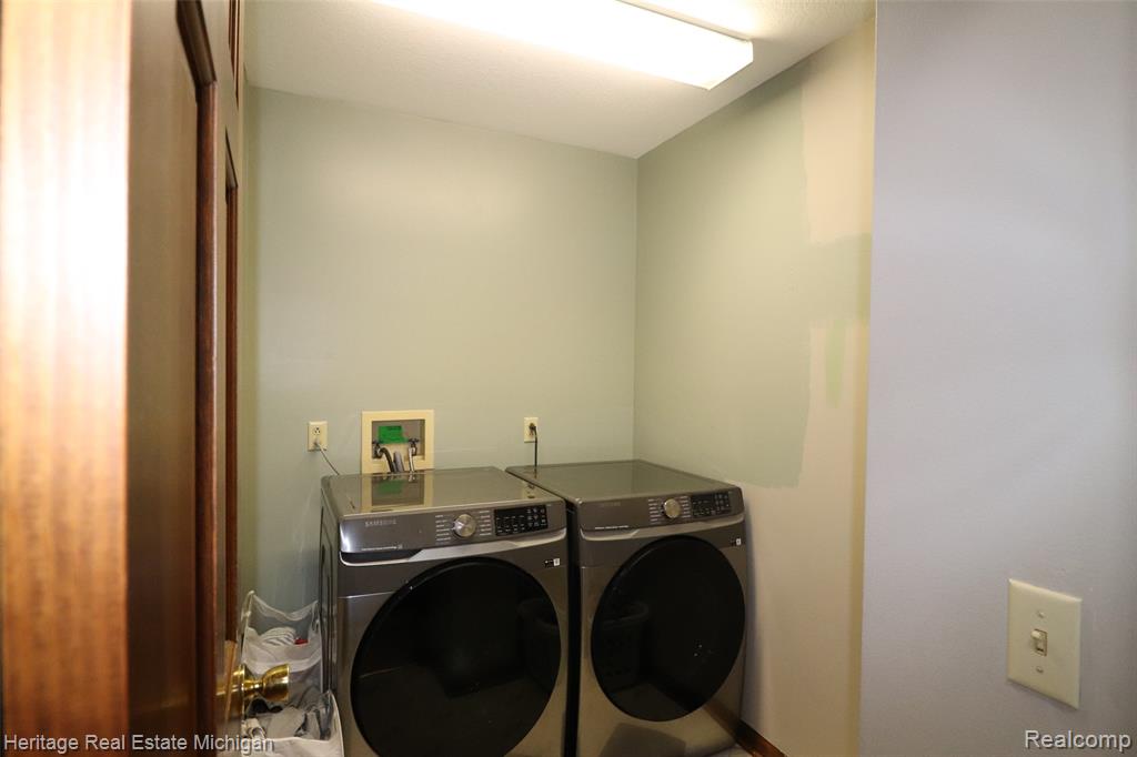 1436 Granby Street, Temperance, MI 48182 — Photo 10