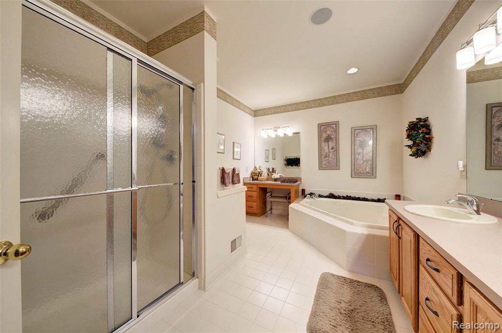 2577 Cleveland Way, Canton, MI 48188 — Photo 25