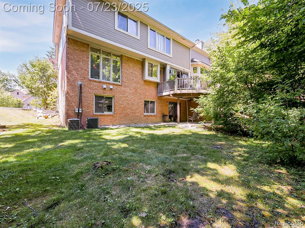 6590 Pembridge Hill, West Bloomfield, MI — Photo 39