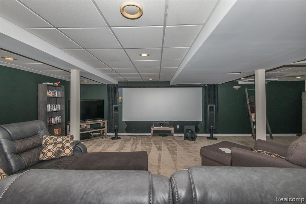 46009 WINDRIDGE Lane, Canton, MI 48188 — Photo 53