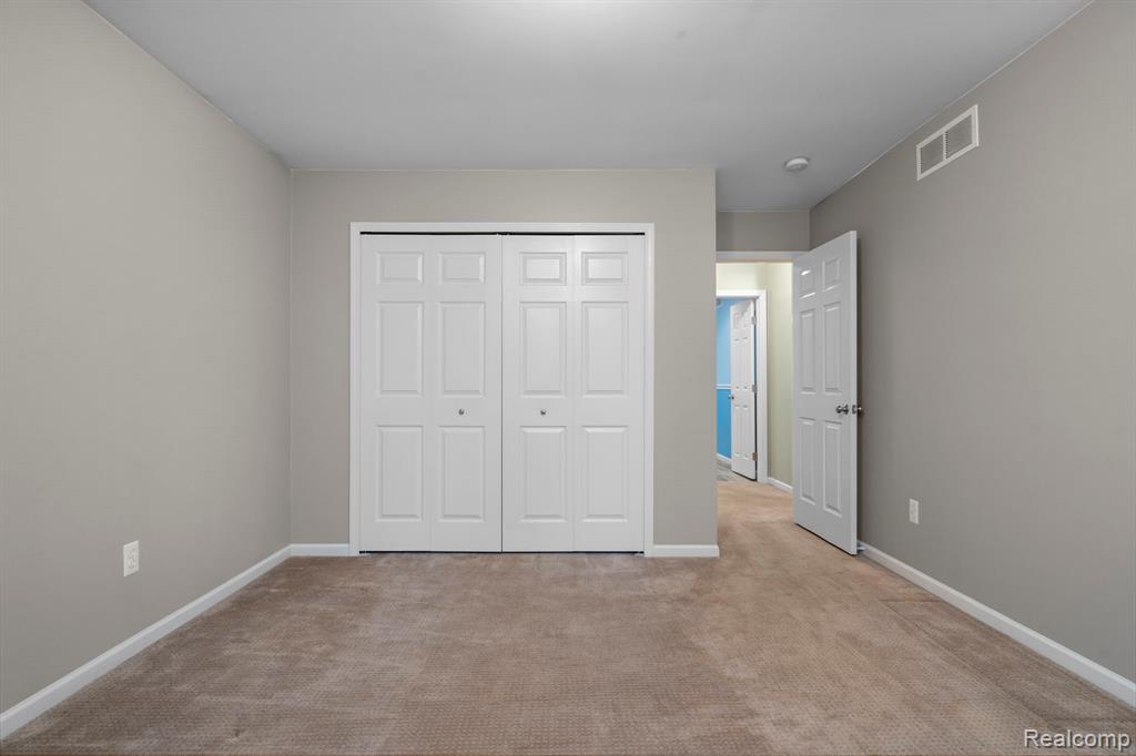 9438 Appleview Court, Brighton, MI 48116 — Photo 26