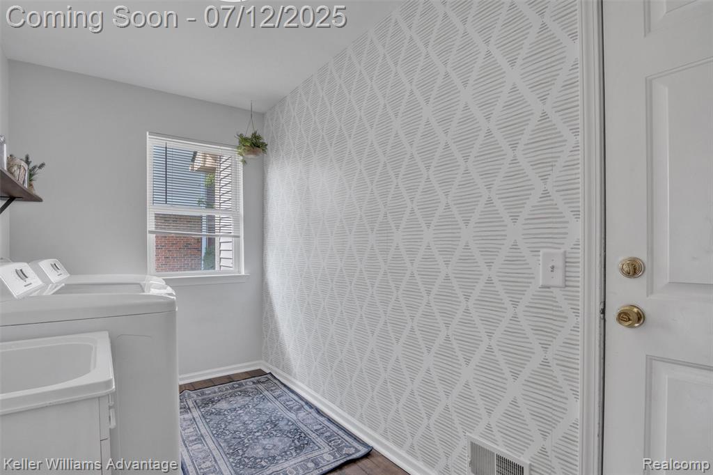 9087 Celestine Drive, Belleville, MI 48111 — Photo 22