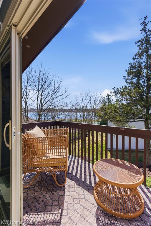 4749 Tara Court, West Bloomfield, MI 48323 — Photo 42