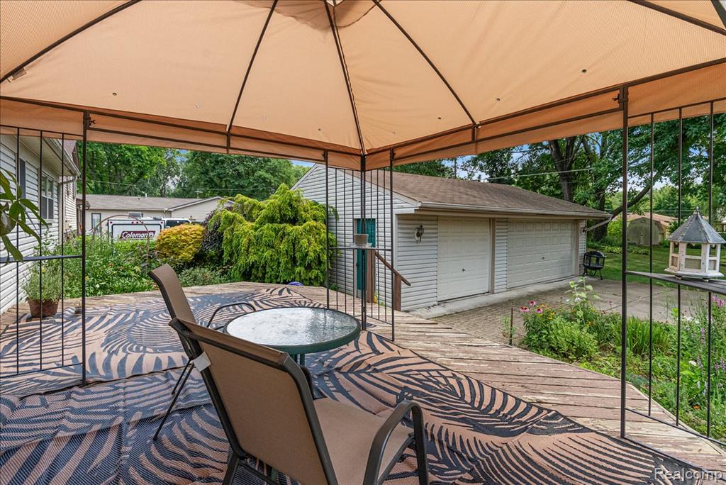 5242 Mansfield Avenue, Sterling Heights, MI 48310 — Photo 33