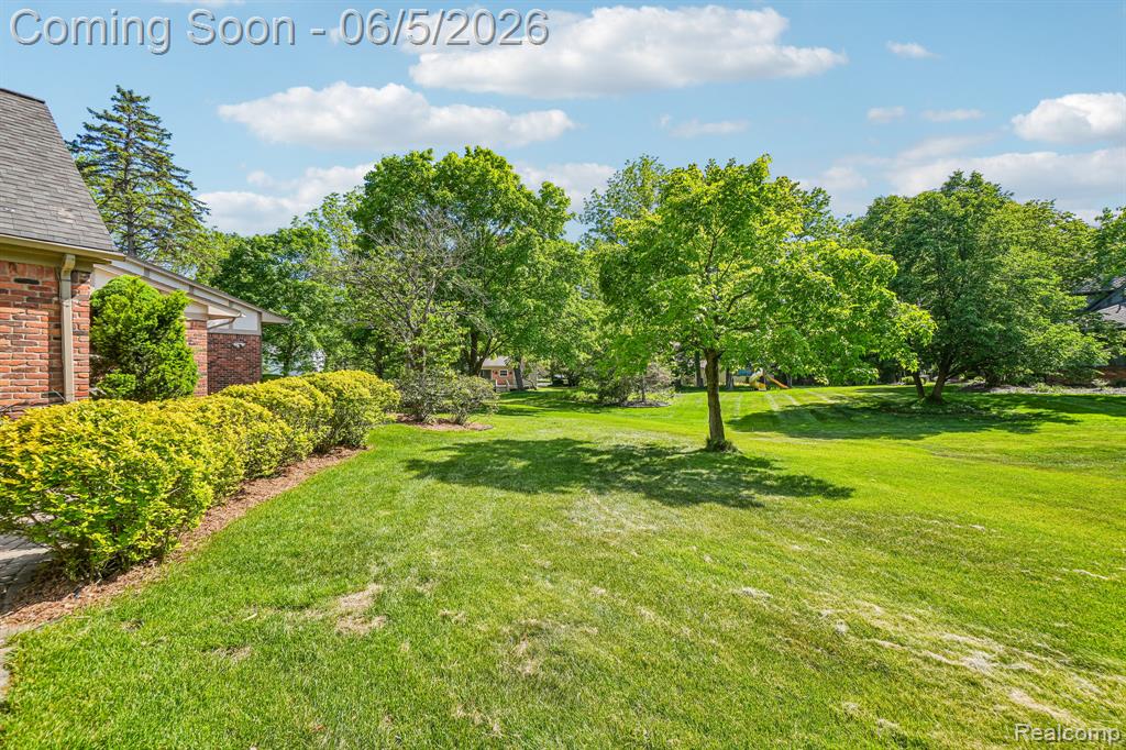 4523 Rivers Edge Drive, Troy, MI 48098 — Photo 53