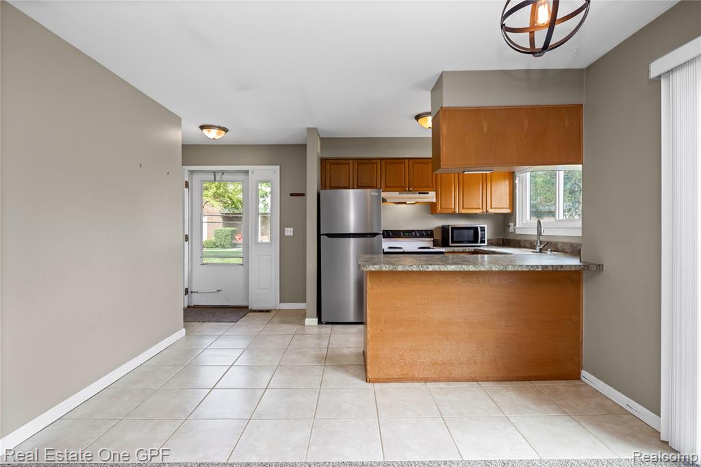 48558 Sugarbush, Chesterfield, MI 48047 — Photo 15