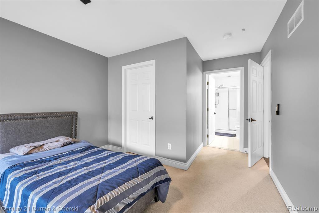 17944 RIDGEVIEW Drive, Northville, MI 48168 — Photo 22