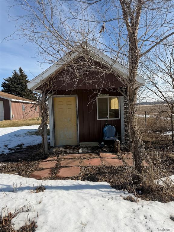 5749 Leix Road, Mayville Vlg, MI 48744 — Photo 13
