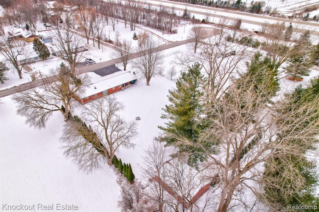 1914 Schust Road, Saginaw, MI 48604 — Photo 51