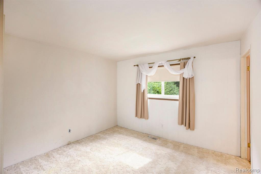 40158 DIANE Drive, Sterling Heights, MI 48313 — Photo 7