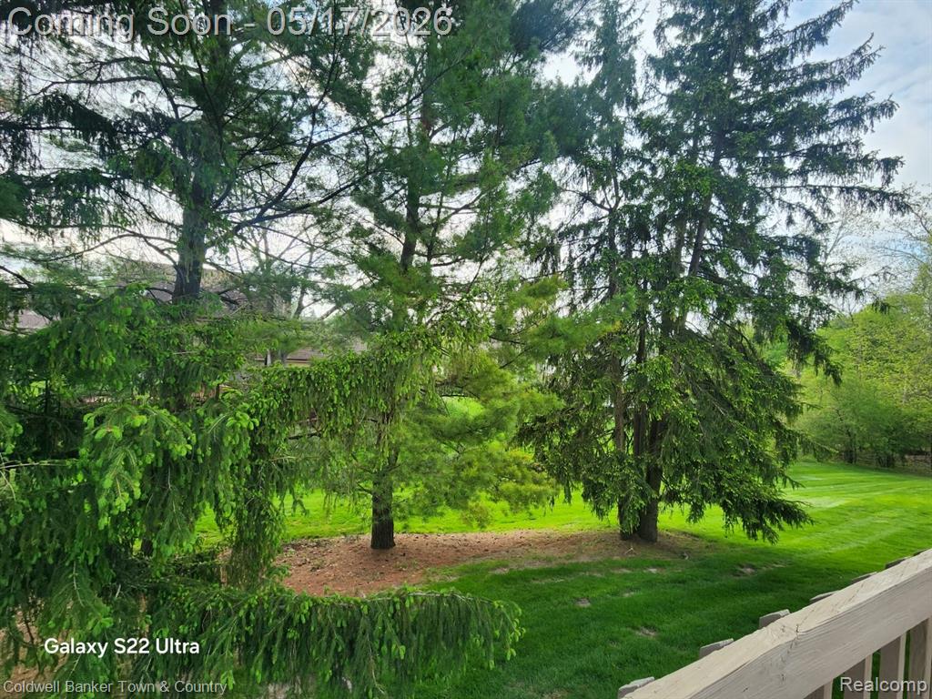 31128 Applewood Lane, Farmington, MI 48331 — Photo 17