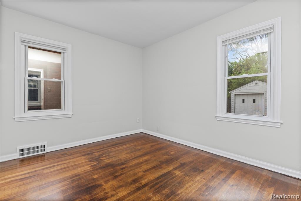 11817 Riad Street, Detroit, MI 48224 — Photo 23