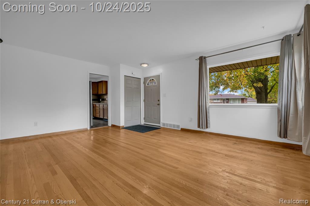 1001 Juneau Road, Ypsilanti, MI 48198 — Photo 5