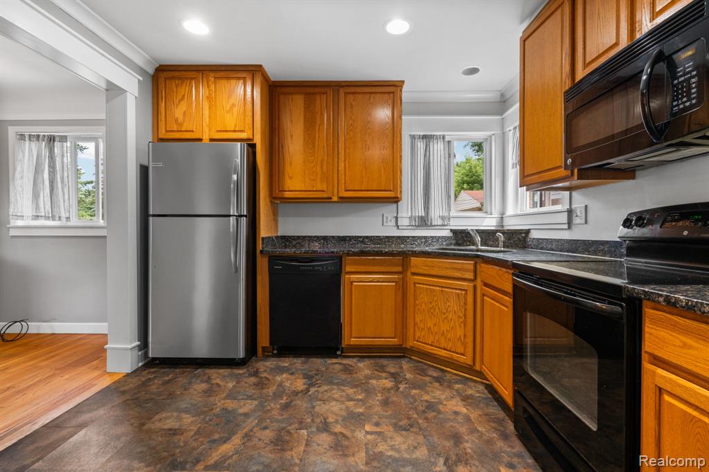 790 Friar Drive, Milford, MI 48381 — Photo 19