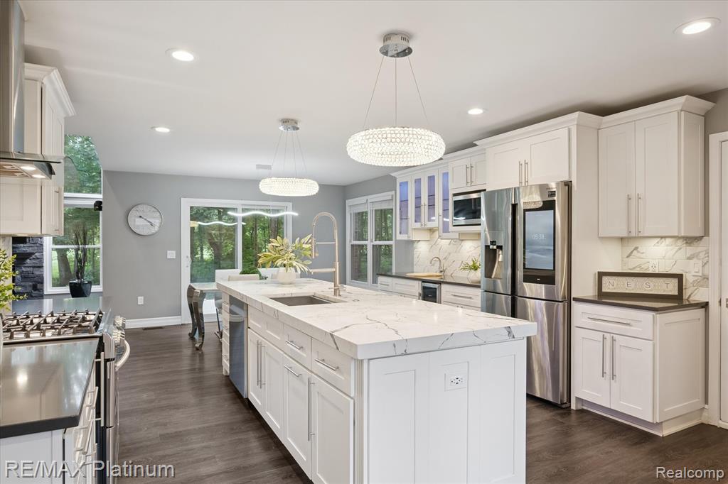 4298 EMU Drive, Pinckney, MI 48169 — Photo 8