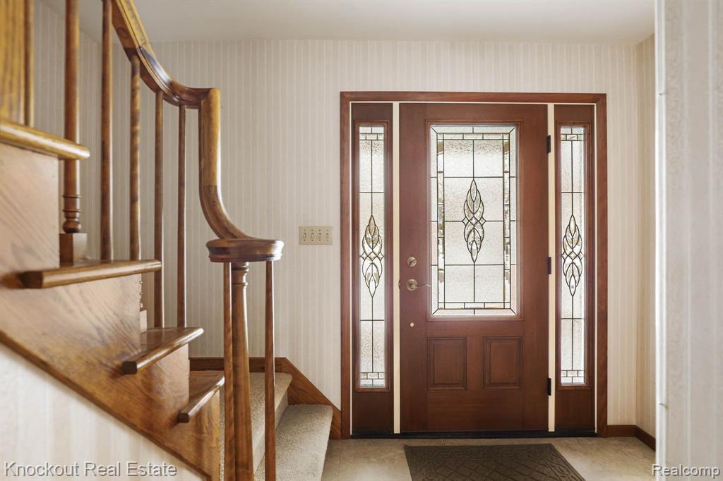 4 MARY LANE COURT, Frankenmuth, MI 48734 — Photo 25